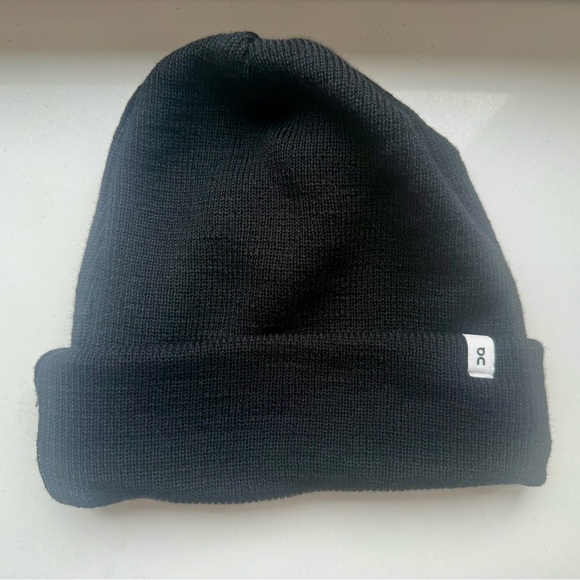 On Running Other - On Running Unisex Merino Beanie Black